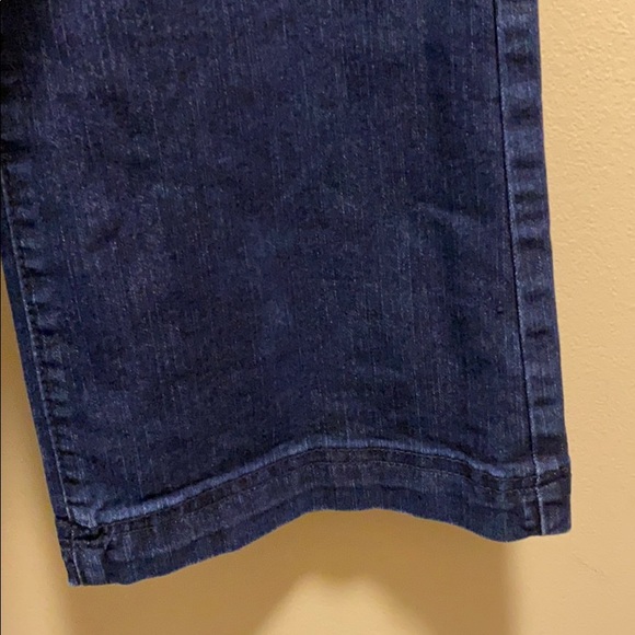 ✨NEW✨FOREVER 21 DARK BLUE JEANS FLARED - Picture 6 of 11